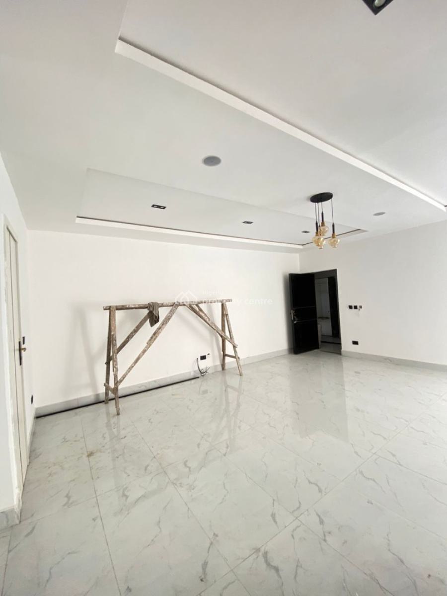 Luxury 2 Bedroom Apartment, Lekki Phase 1, Lekki, Lagos, Flat / Apartment for Rent