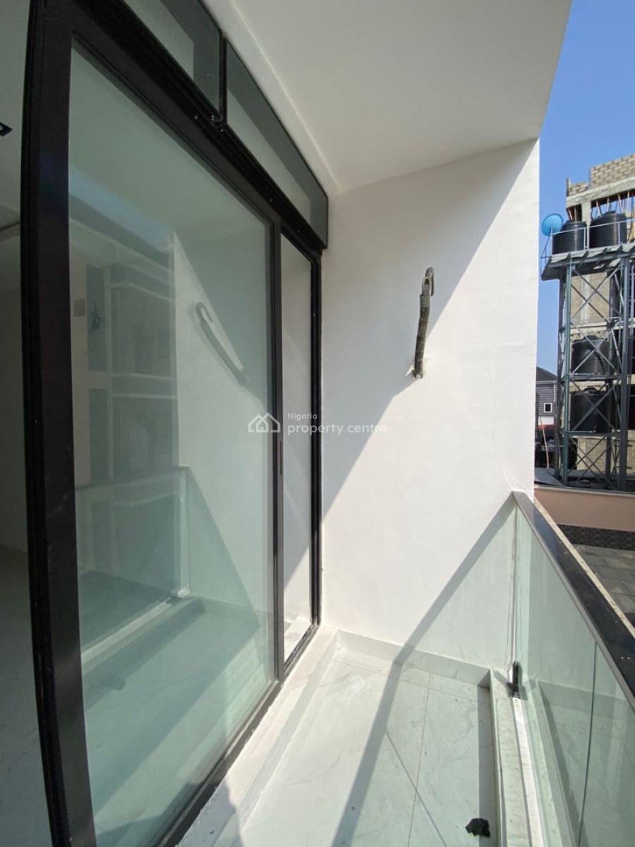 Luxury 2 Bedroom Apartment, Lekki Phase 1, Lekki, Lagos, Flat / Apartment for Rent