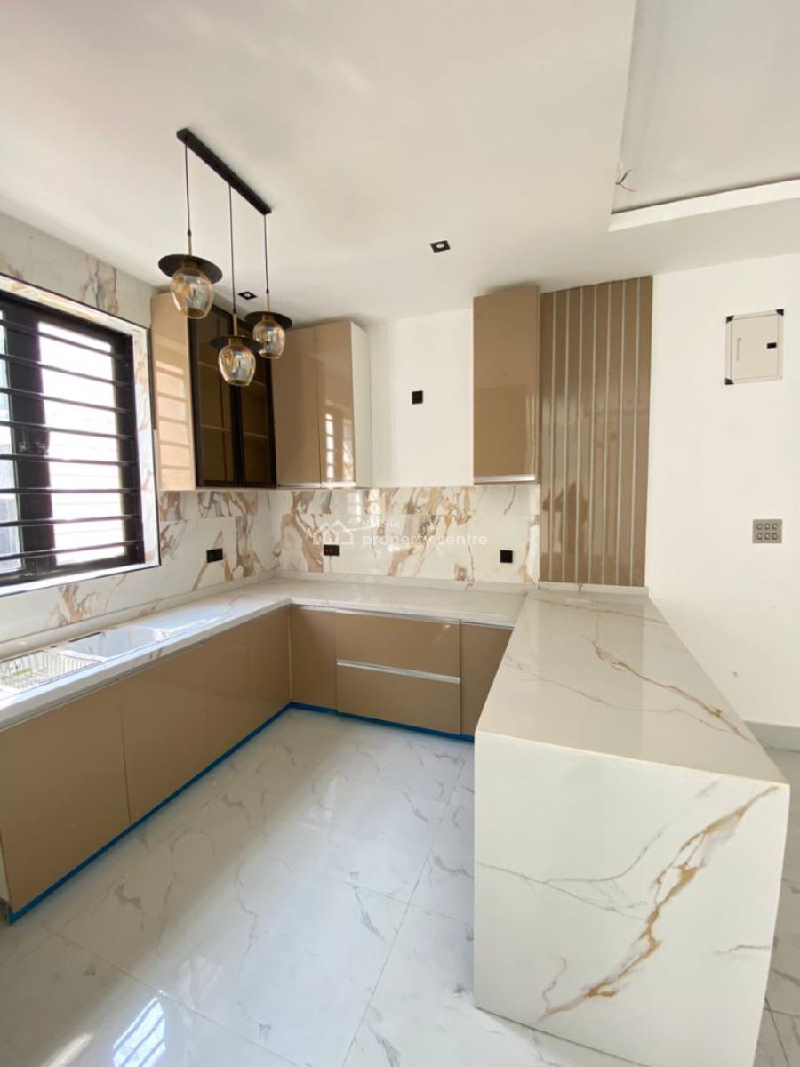 Luxury 2 Bedroom Apartment, Lekki Phase 1, Lekki, Lagos, Flat / Apartment for Rent