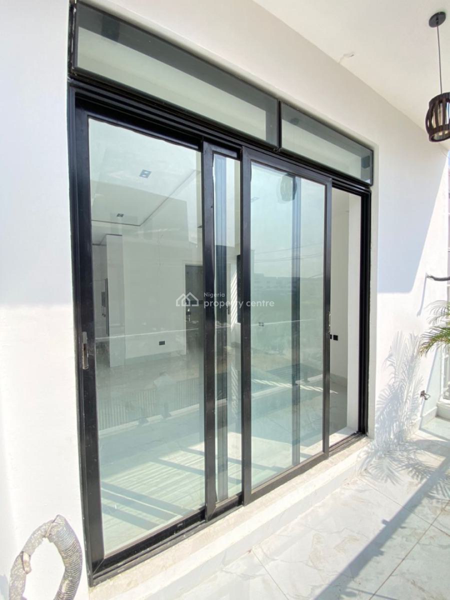 Luxury 2 Bedroom Apartment, Lekki Phase 1, Lekki, Lagos, Flat / Apartment for Rent