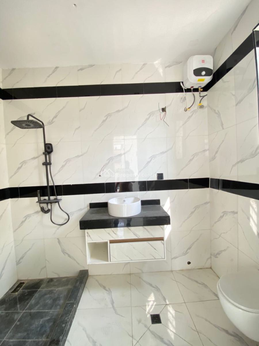 Luxury 2 Bedroom Apartment, Lekki Phase 1, Lekki, Lagos, Flat / Apartment for Rent