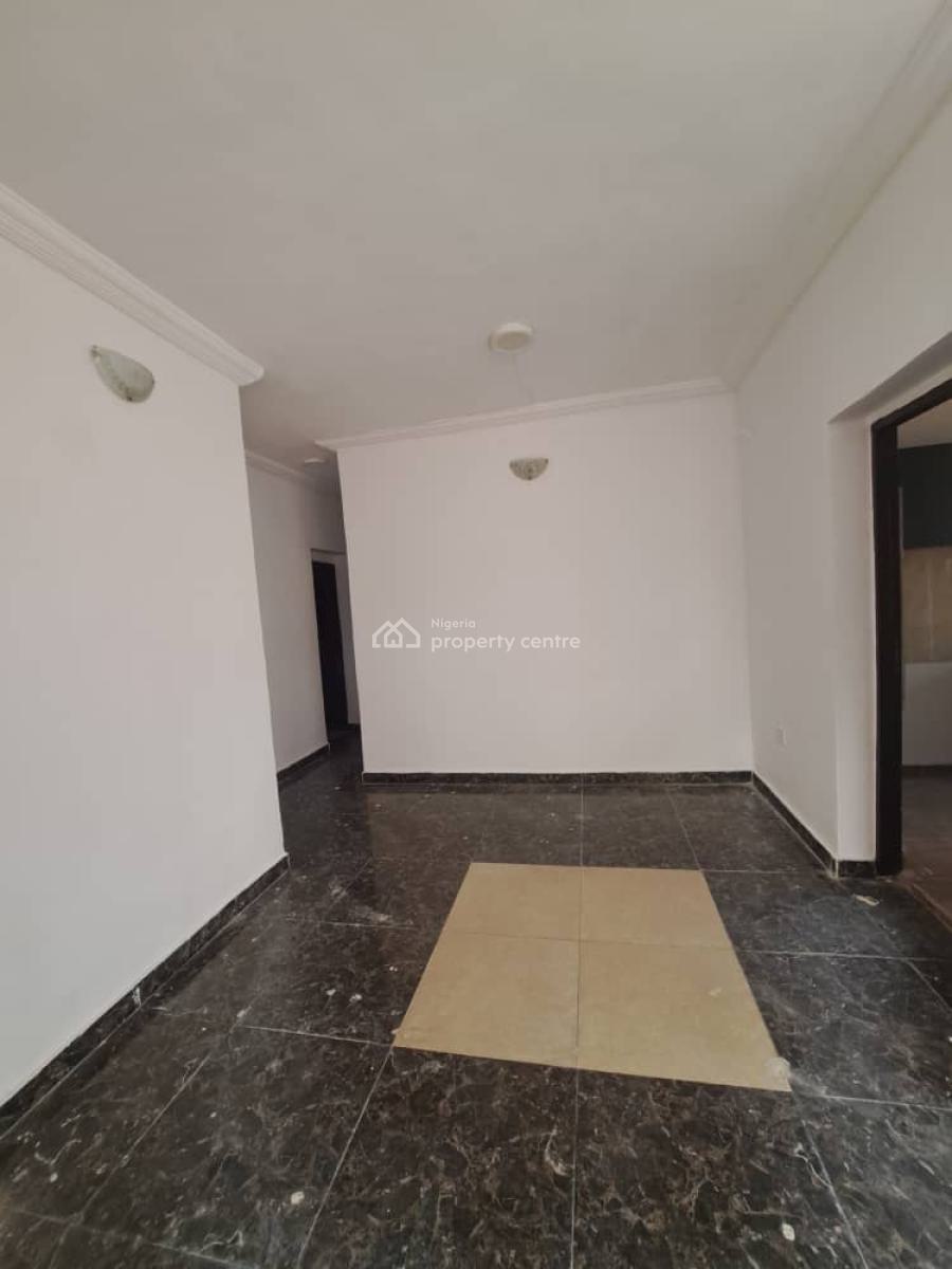 Very Spacious 3 Bedroom Apartment Available, Lekki Phase 1, Lekki, Lagos, Flat / Apartment for Rent