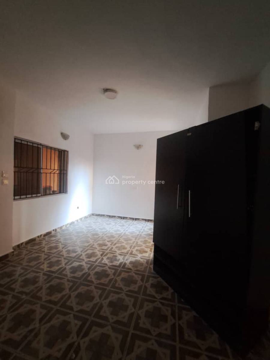Very Spacious 3 Bedroom Apartment Available, Lekki Phase 1, Lekki, Lagos, Flat / Apartment for Rent