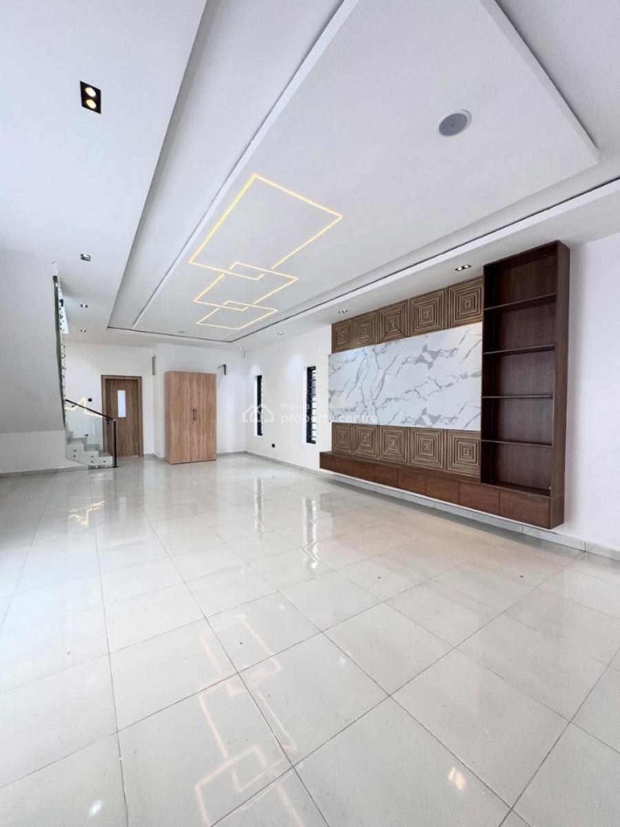 a Well Crafted 5 Bedroom Fully Detached with Swimming Pool , Carport, Vgc, Lekki, Lagos, Detached Duplex for Sale