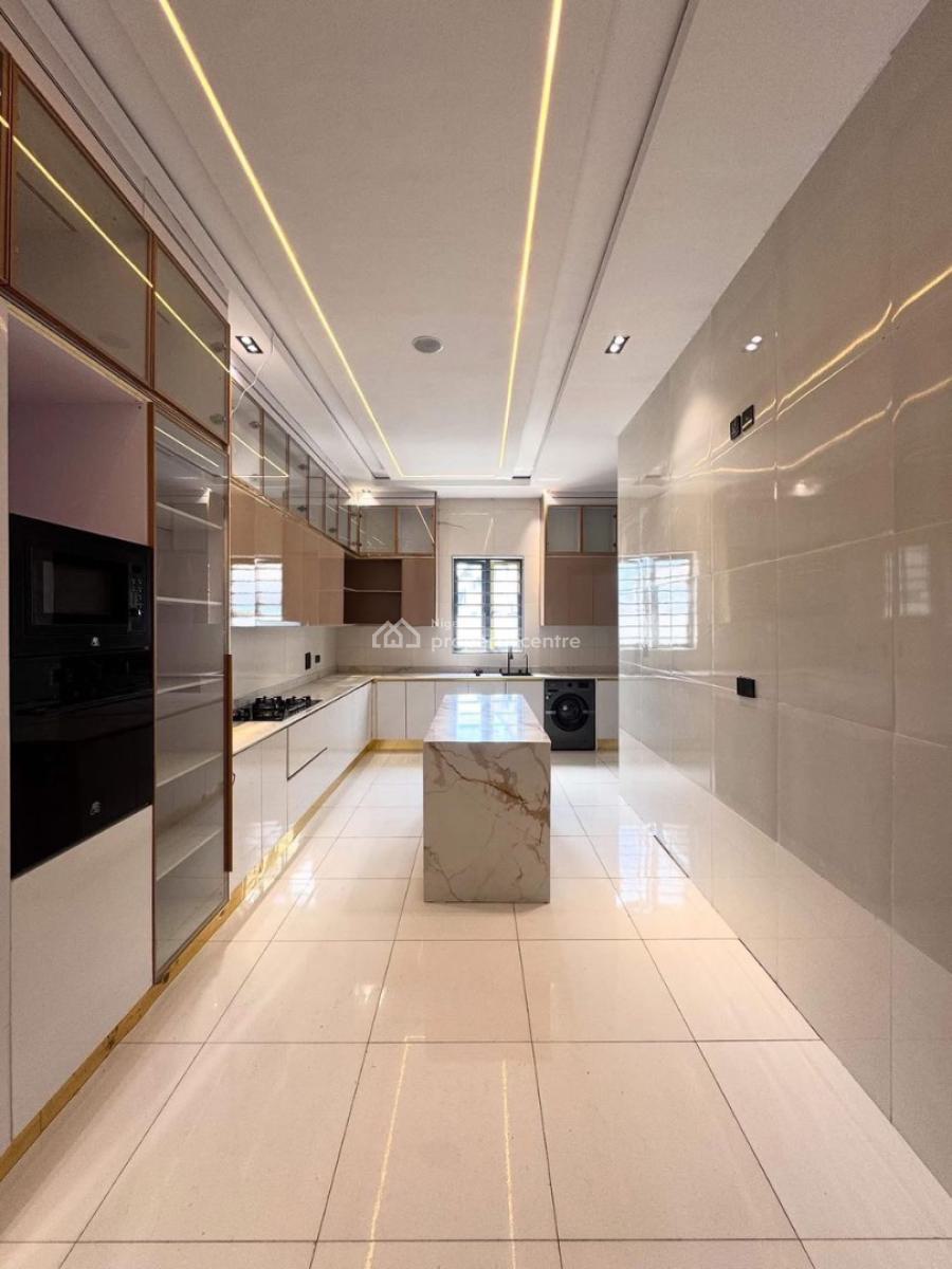 a Well Crafted 5 Bedroom Fully Detached with Swimming Pool , Carport, Vgc, Lekki, Lagos, Detached Duplex for Sale