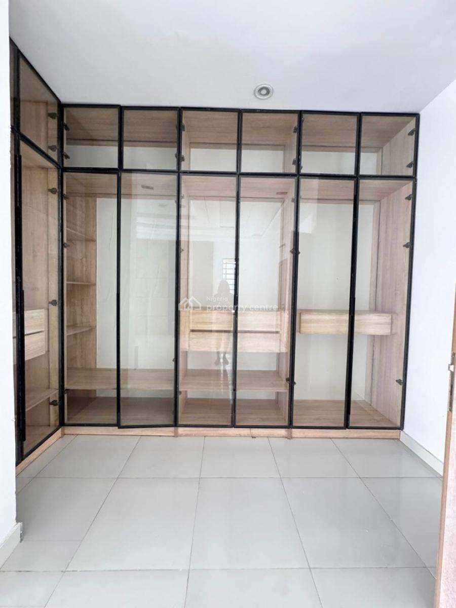 a Well Crafted 5 Bedroom Fully Detached with Swimming Pool , Carport, Vgc, Lekki, Lagos, Detached Duplex for Sale