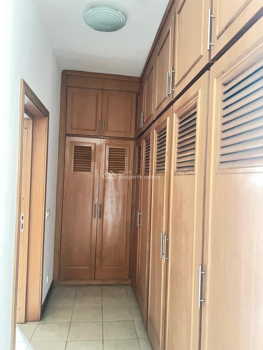 Luxury and Fantastic 4 Bedroom Apartment, Off Mobolaji Johnson, Old Ikoyi, Ikoyi, Lagos, Flat / Apartment for Rent