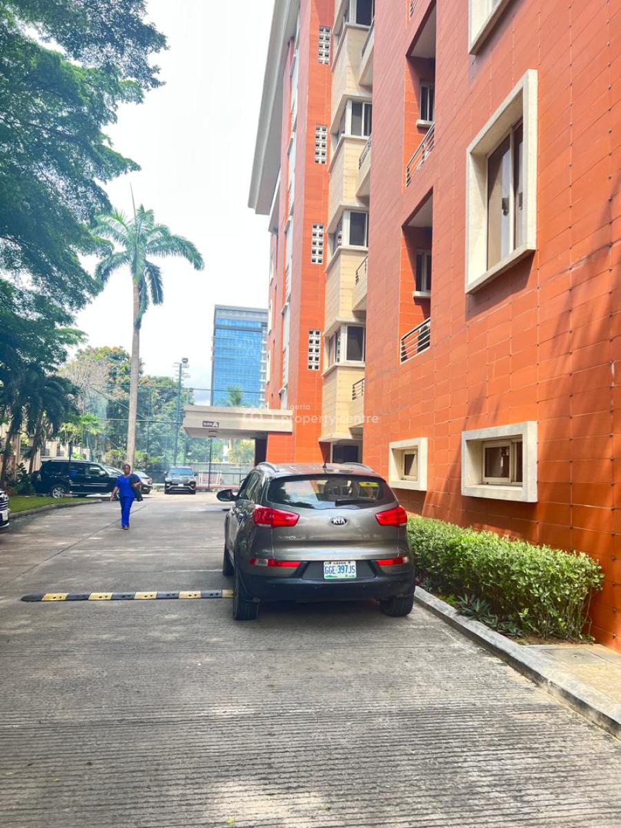 Luxury and Fantastic 4 Bedroom Apartment, Off Mobolaji Johnson, Old Ikoyi, Ikoyi, Lagos, Flat / Apartment for Rent