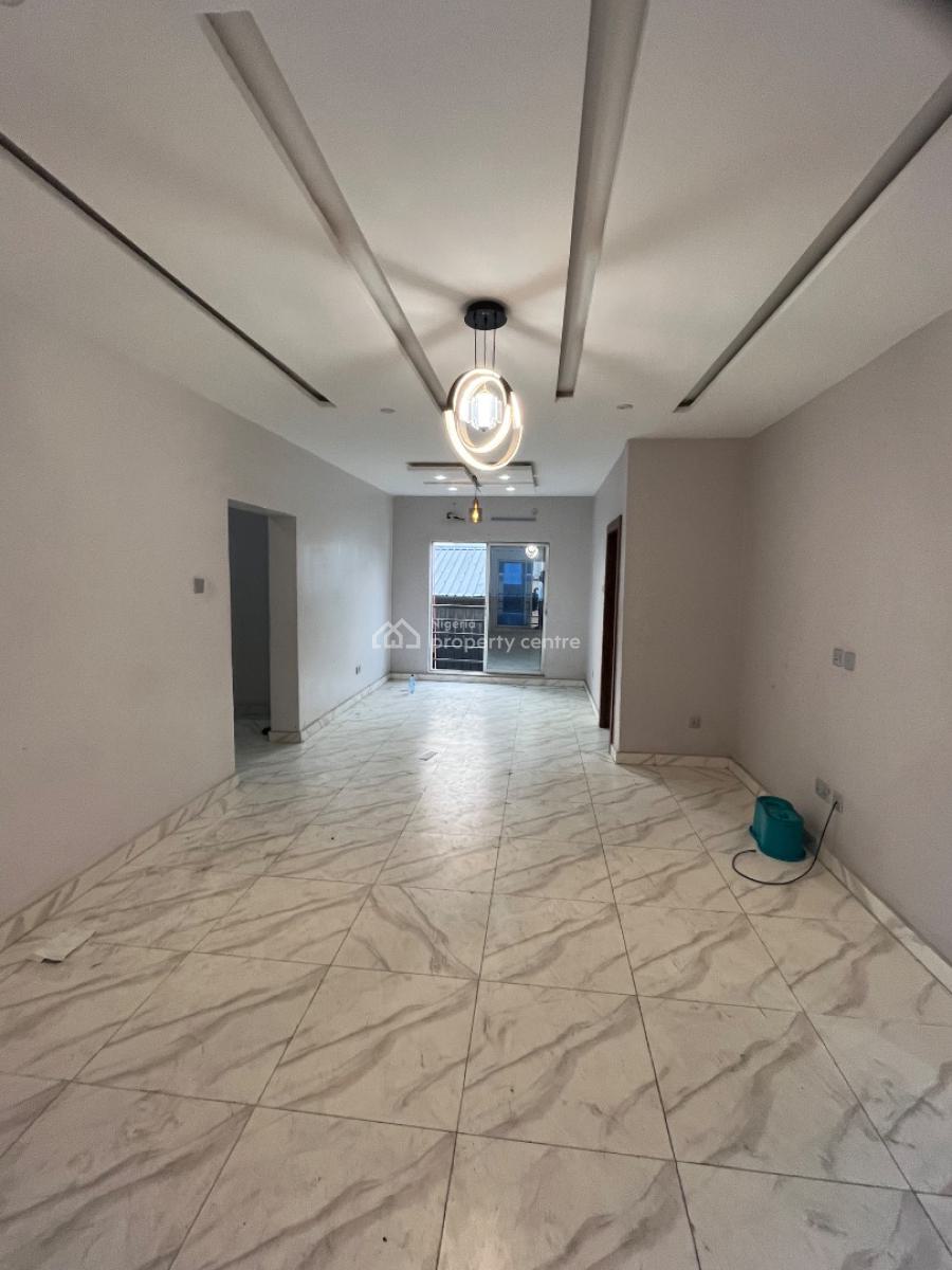 Well Maintained Self Serviced 2 Bedroom Apartment on The First Floor, Lekki Phase 1, Lekki, Lagos, Flat / Apartment for Rent