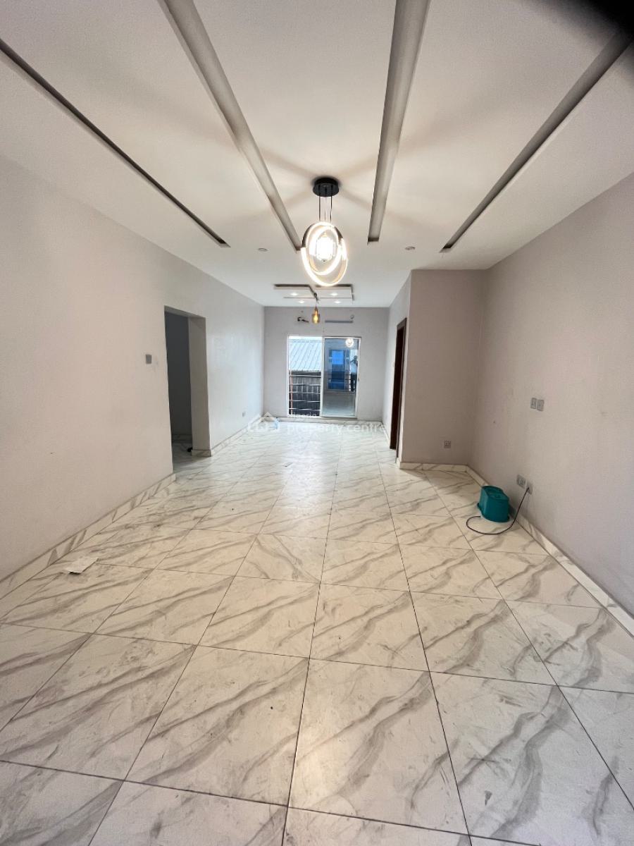 Well Maintained Self Serviced 2 Bedroom Apartment on The First Floor, Lekki Phase 1, Lekki, Lagos, Flat / Apartment for Rent