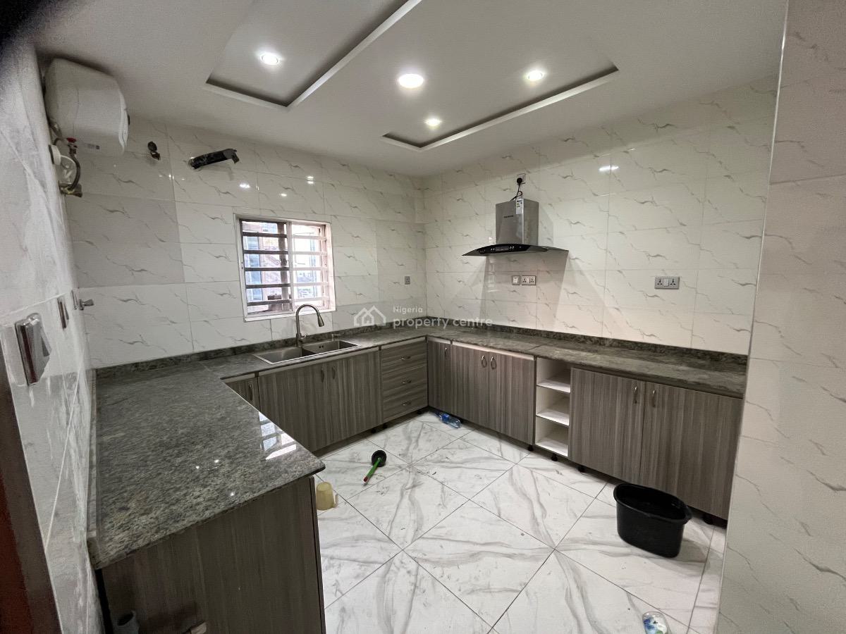 Well Maintained Self Serviced 2 Bedroom Apartment on The First Floor, Lekki Phase 1, Lekki, Lagos, Flat / Apartment for Rent