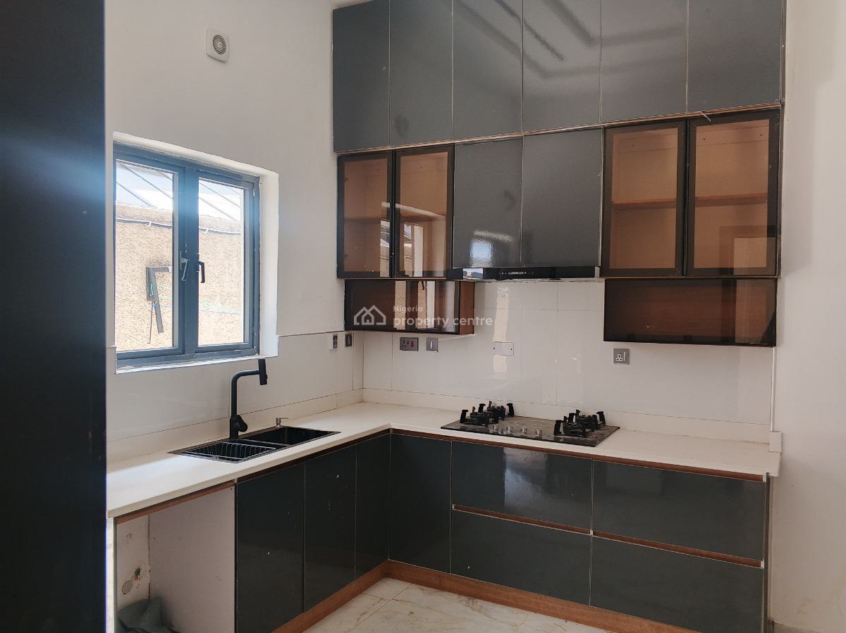 5 Bedrooms Tastefully Finished Newly Built Serviced Terrace Houses, Off Remi Olowude Crescent, Parkview, Ikoyi, Lagos, Terraced Duplex for Sale