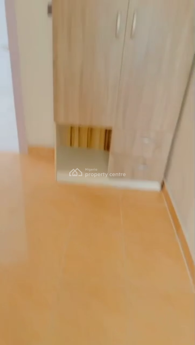 Well  Maintained 4 Bedroom Terrace Duplex, Ikota, Lekki, Lagos, Terraced Duplex for Sale