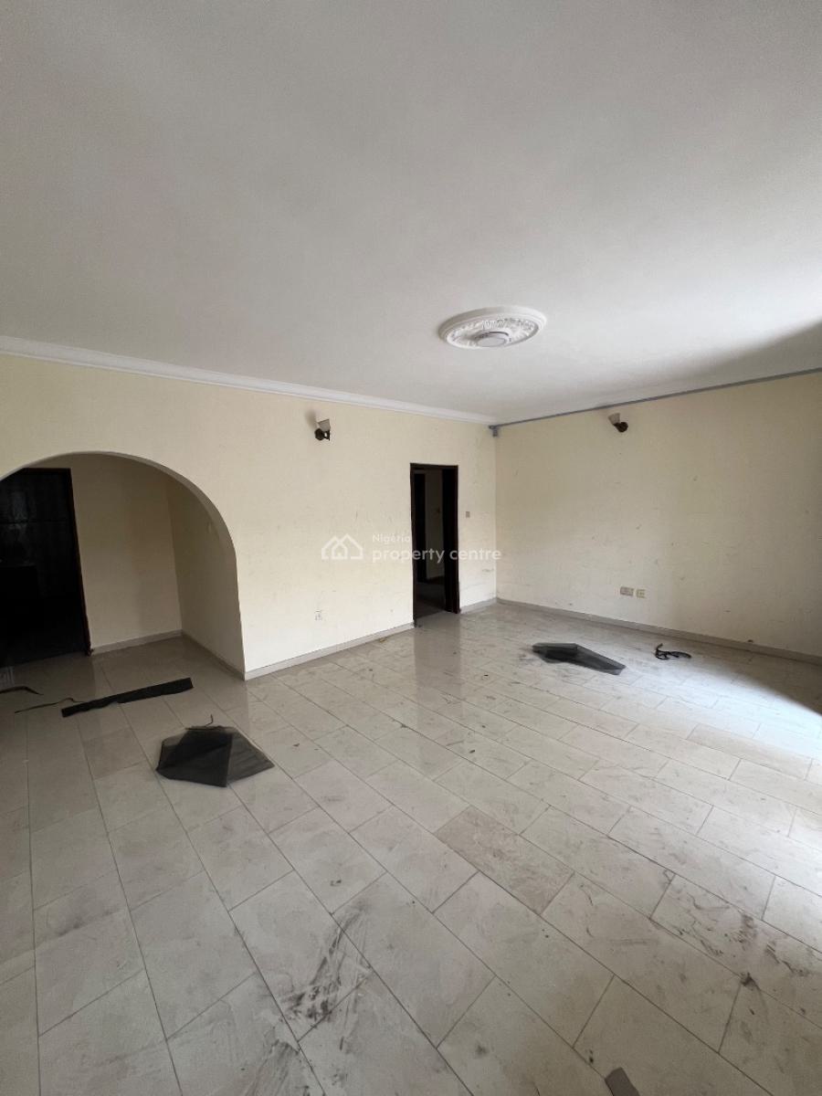 Spacious 3 Bedroom Apartment, Idado, Idado, Lekki, Lagos, Flat / Apartment for Rent