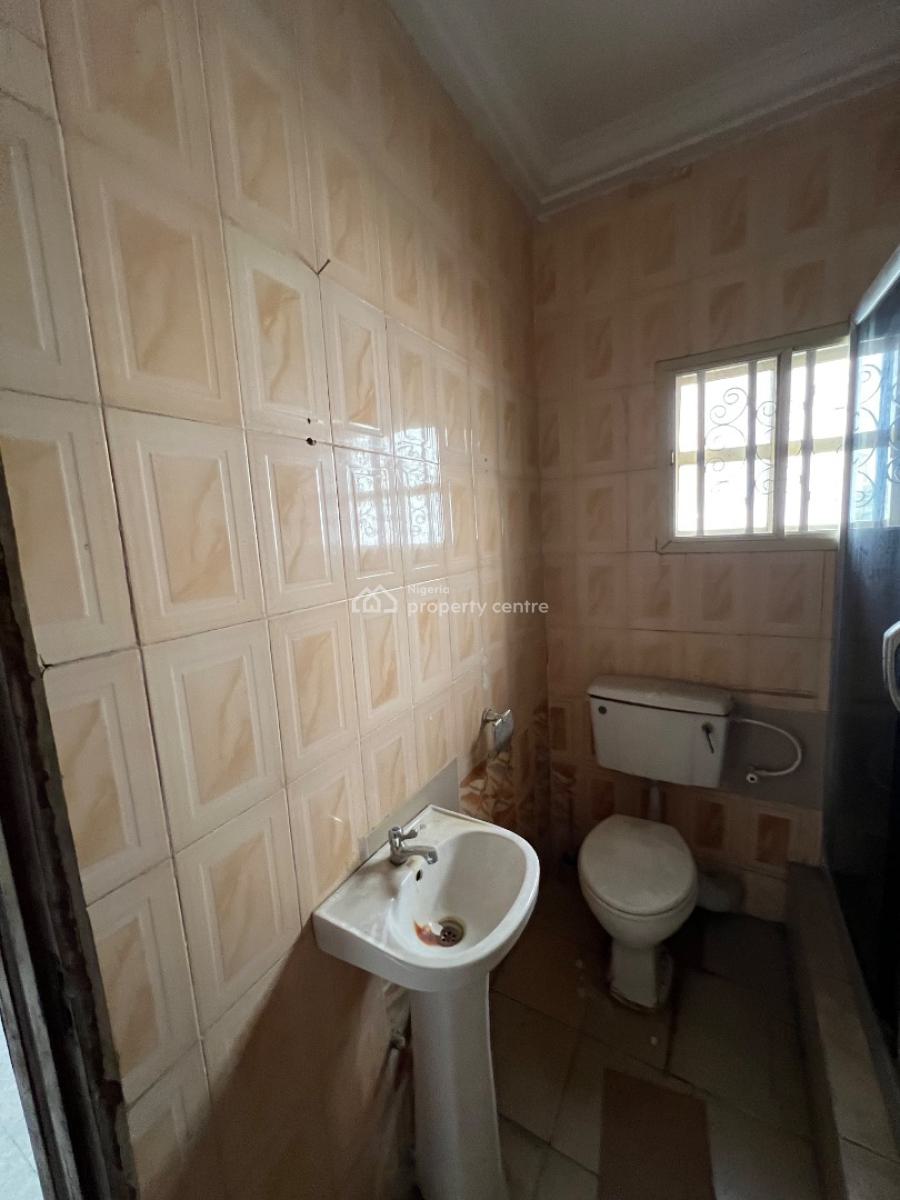 Spacious 3 Bedroom Apartment, Idado, Idado, Lekki, Lagos, Flat / Apartment for Rent