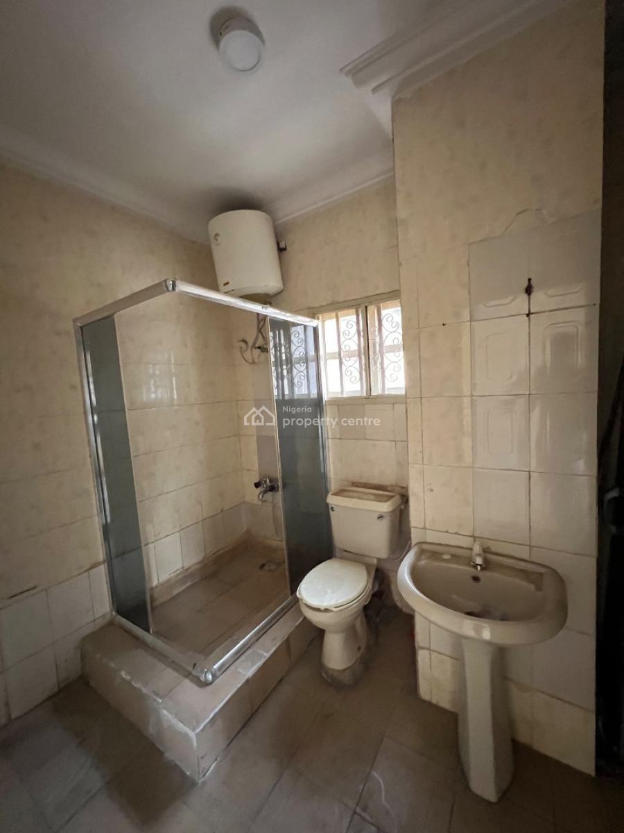 Spacious 3 Bedroom Apartment, Idado, Idado, Lekki, Lagos, Flat / Apartment for Rent
