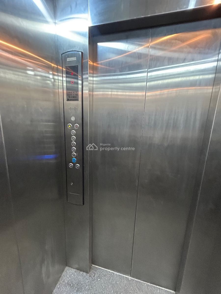 Well Maintained and Spacious 3 Bedroom Apartment with Bq, Oral Estate, Lekki, Lagos, Flat / Apartment for Rent