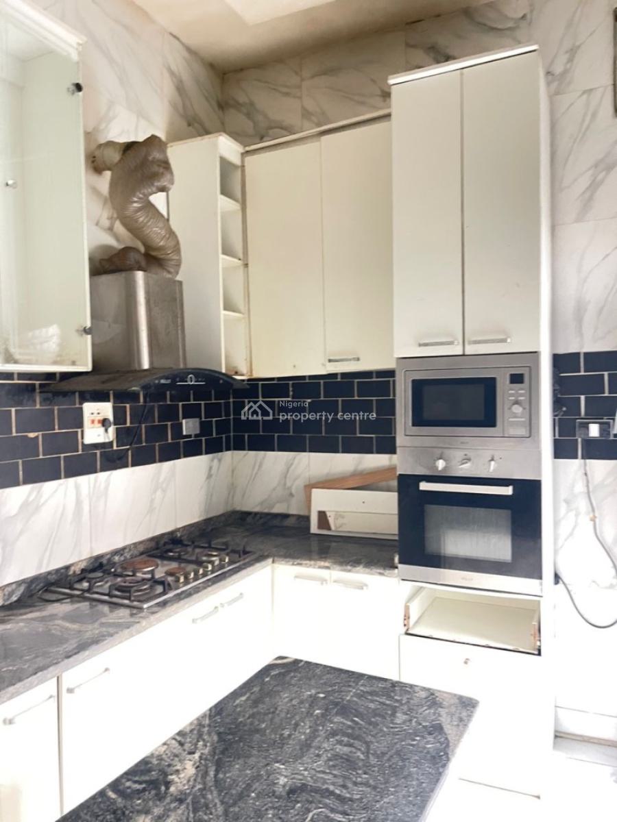 Room in a Shared Apartment, Orchid, Lekki Phase 2, Lekki, Lagos, Terraced Duplex for Rent