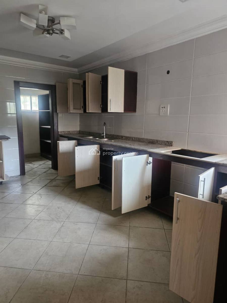 Spacious 3 Bedroom Flat, Off Adeola Odeku, Victoria Island (vi), Lagos, Flat / Apartment for Rent