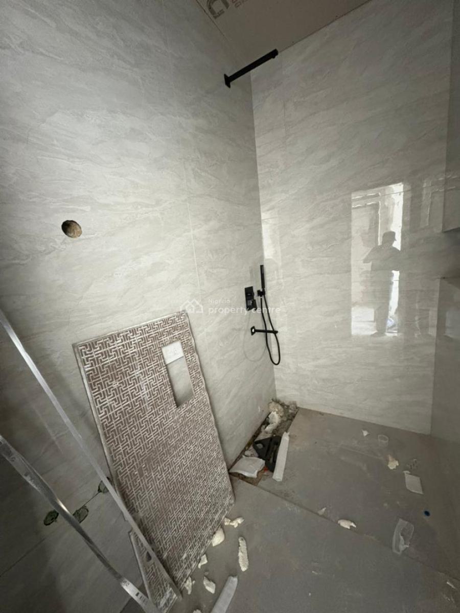 Lekki Phase 1, Lagos Greatest! 1-bedroom Apartment, Lekki Phase 1, Lekki, Lagos, Flat / Apartment for Sale