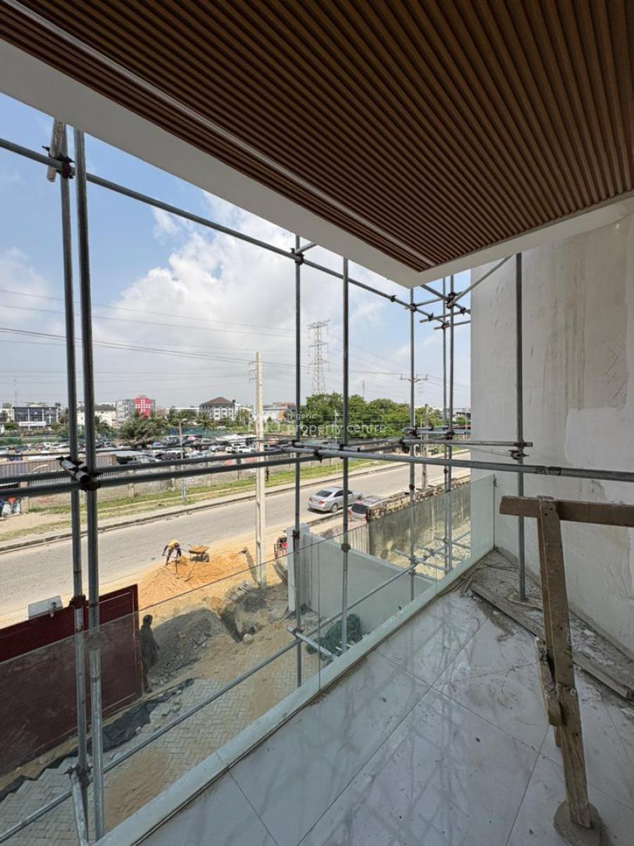 Lekki Phase 1, Lagos Greatest! 1-bedroom Apartment, Lekki Phase 1, Lekki, Lagos, Flat / Apartment for Sale