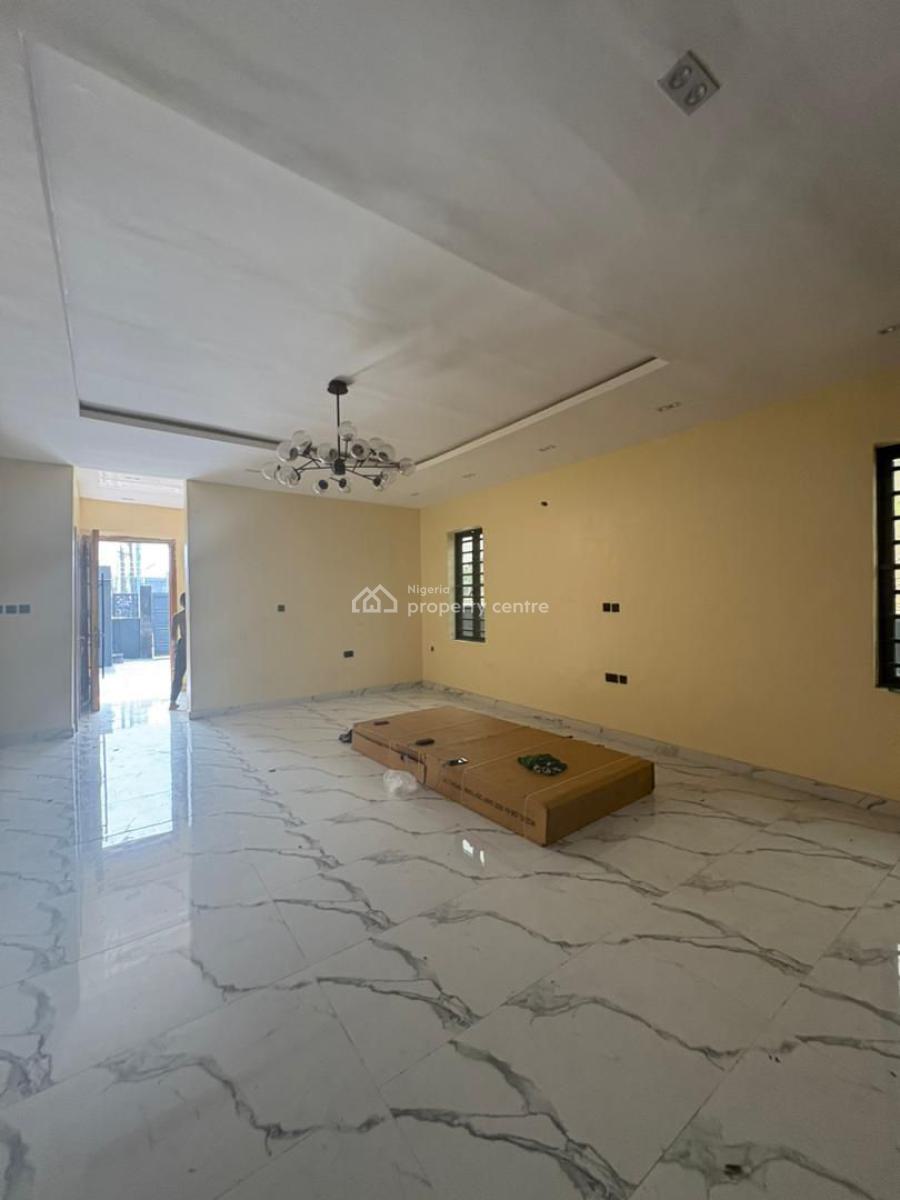 Exquisite Living! 5-bedroom Semi-detached with Wardrobe, Lekki Phase 1, Lekki, Lagos, Semi-detached Duplex for Sale