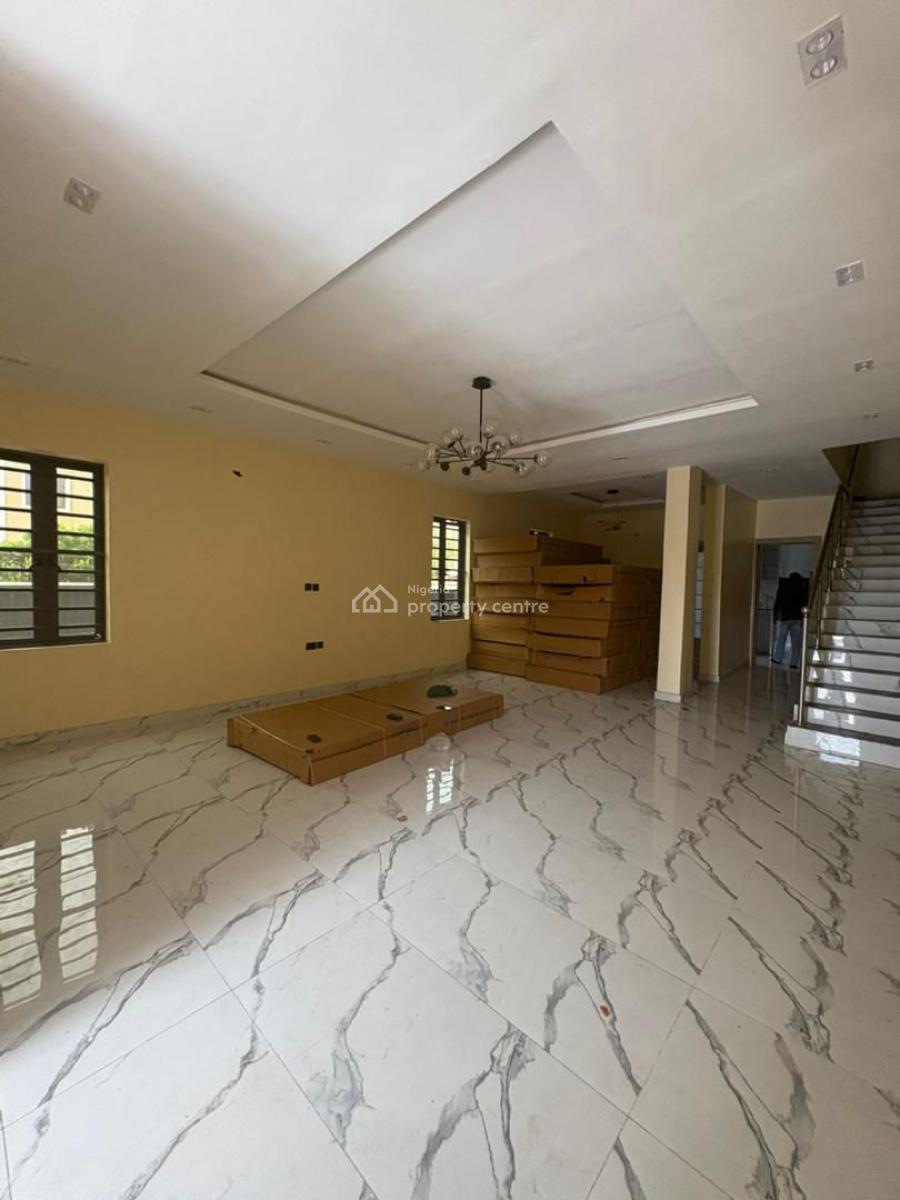 Exquisite Living! 5-bedroom Semi-detached with Wardrobe, Lekki Phase 1, Lekki, Lagos, Semi-detached Duplex for Sale