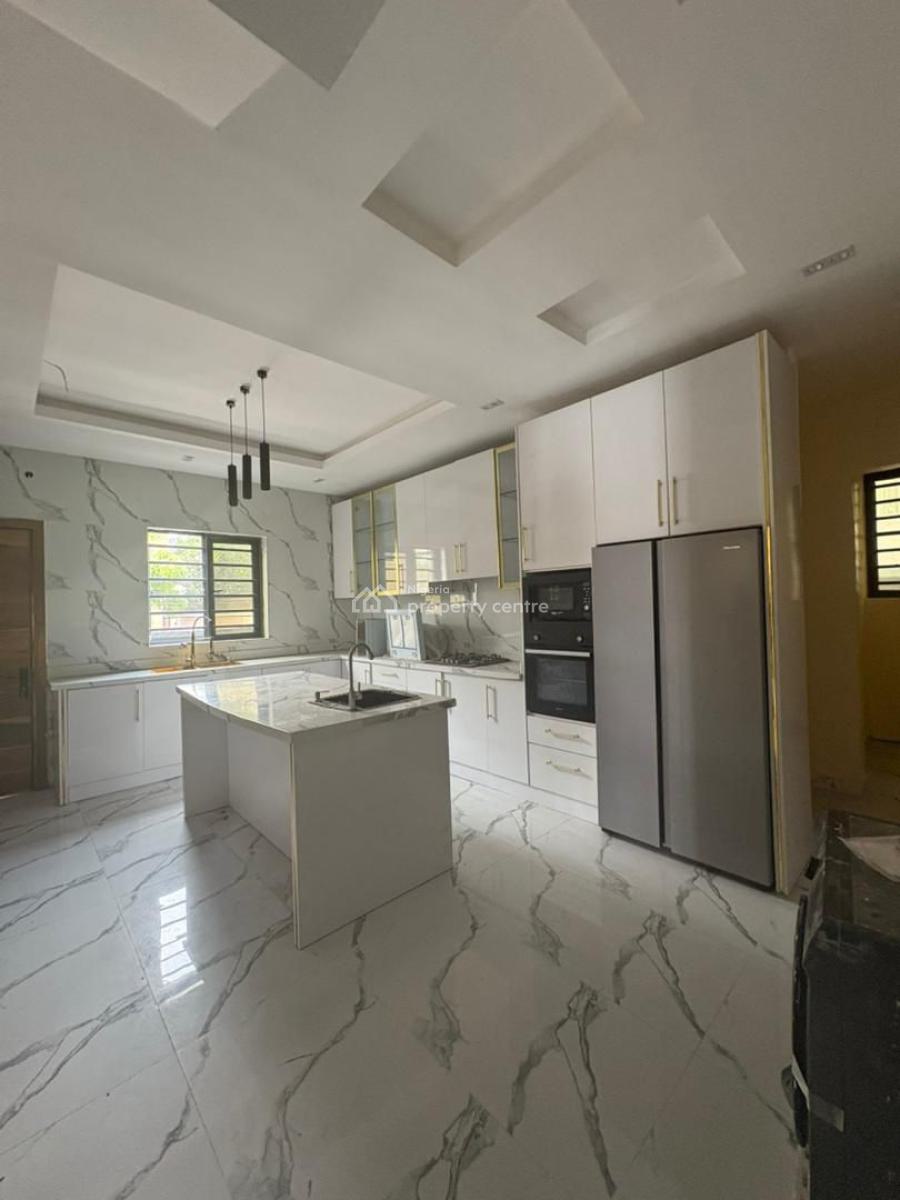 Exquisite Living! 5-bedroom Semi-detached with Wardrobe, Lekki Phase 1, Lekki, Lagos, Semi-detached Duplex for Sale