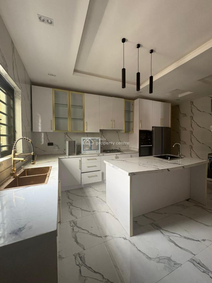 Exquisite Living! 5-bedroom Semi-detached with Wardrobe, Lekki Phase 1, Lekki, Lagos, Semi-detached Duplex for Sale