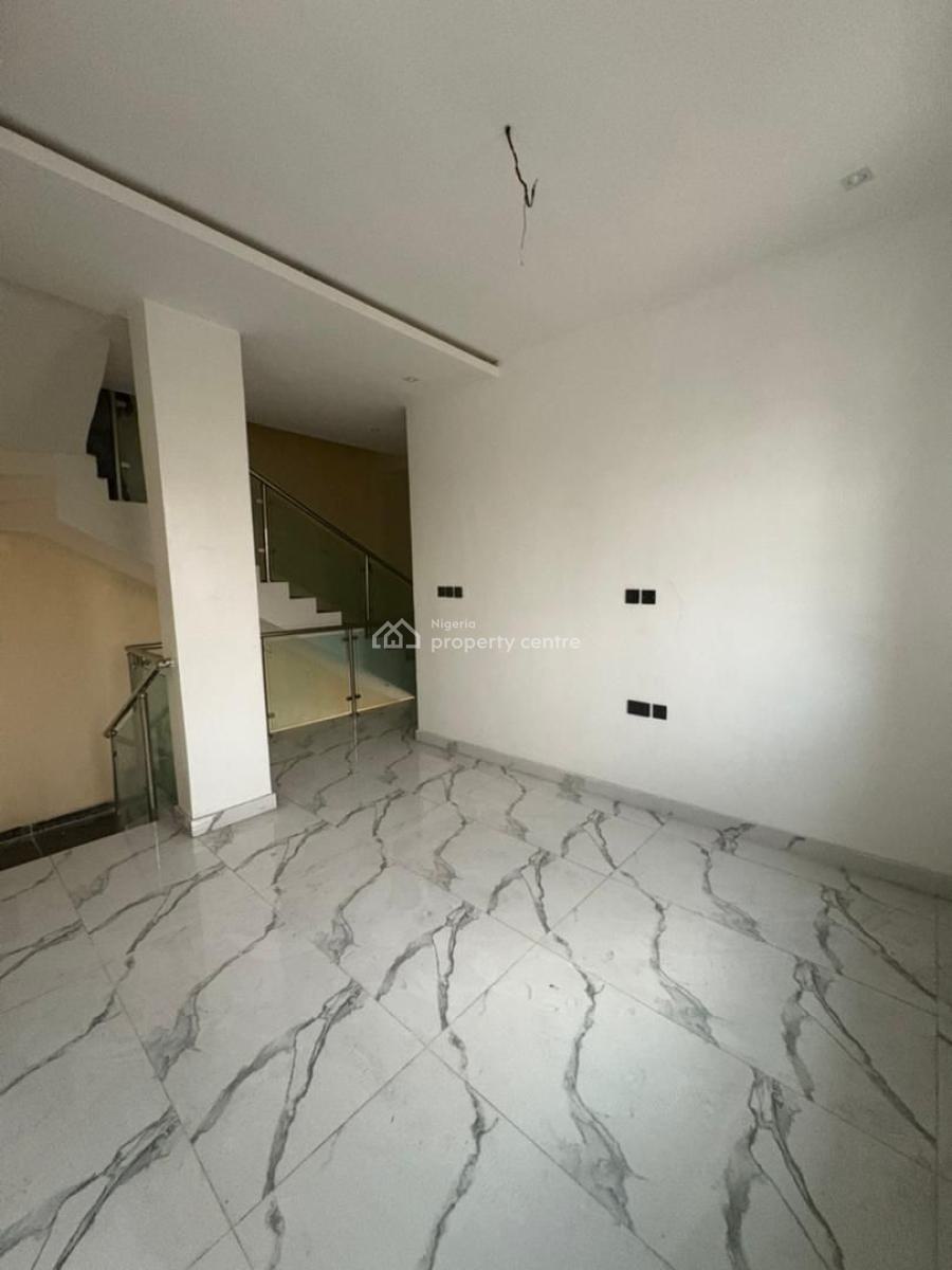 Exquisite Living! 5-bedroom Semi-detached with Wardrobe, Lekki Phase 1, Lekki, Lagos, Semi-detached Duplex for Sale