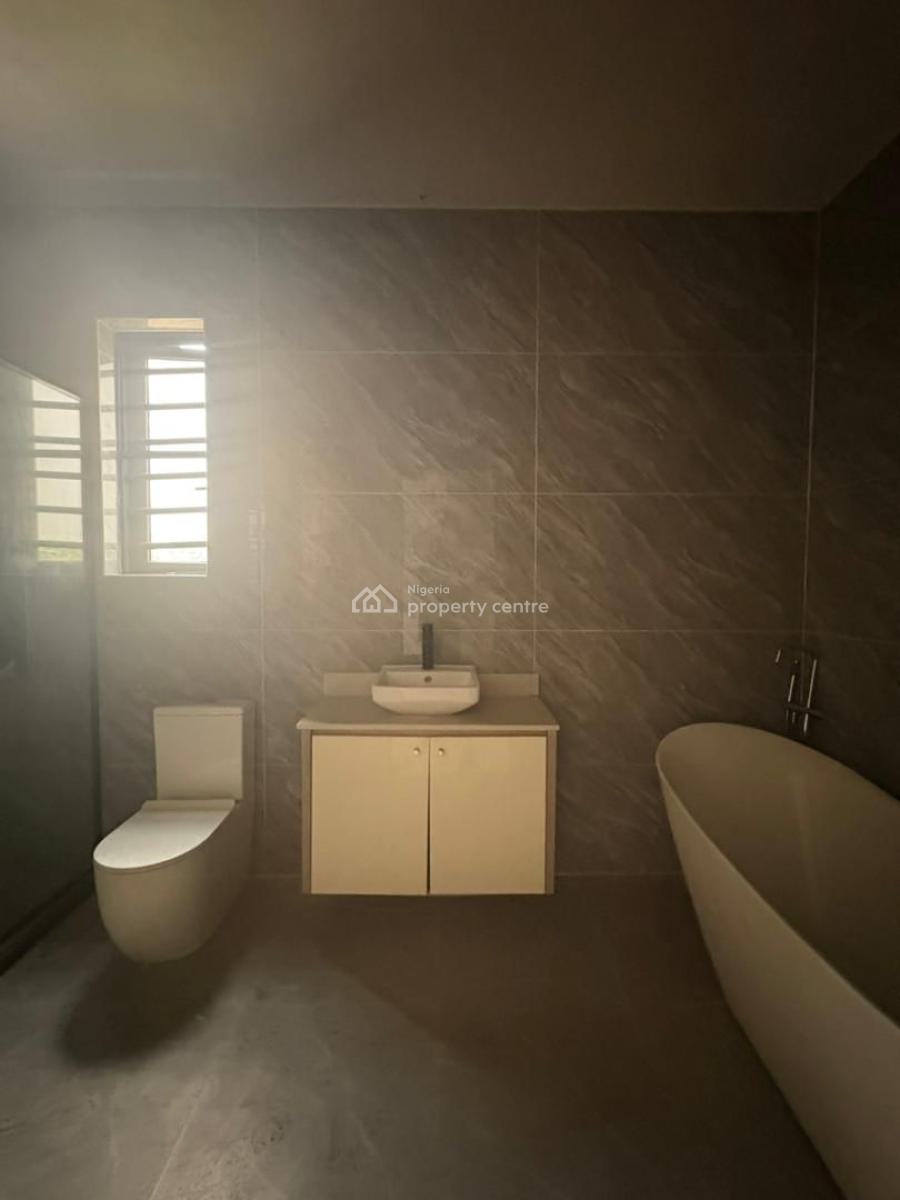 Exquisite Living! 5-bedroom Semi-detached with Wardrobe, Lekki Phase 1, Lekki, Lagos, Semi-detached Duplex for Sale