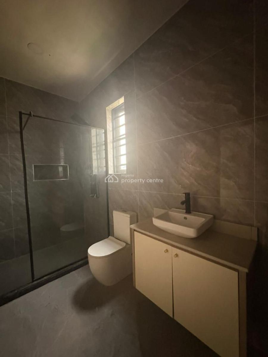 Exquisite Living! 5-bedroom Semi-detached with Wardrobe, Lekki Phase 1, Lekki, Lagos, Semi-detached Duplex for Sale