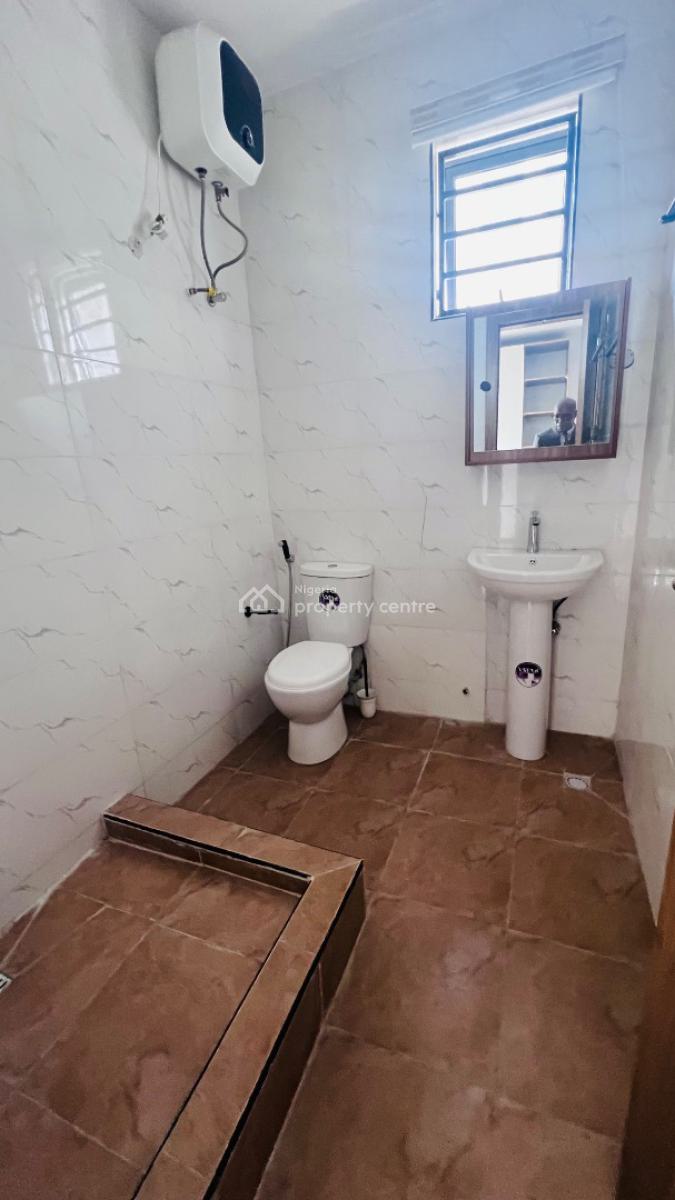 4 Bedroom Terrace Duplex, Off Gbagbala Street, Ikate Elegushi, Lekki, Lagos, Terraced Duplex for Sale