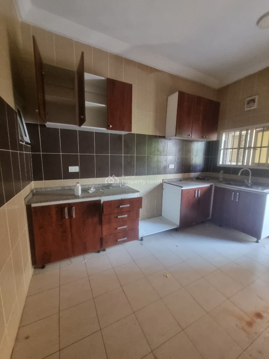 Serviced 3-bedroom Apartment Available, Life Camp, Abuja, Flat / Apartment for Rent