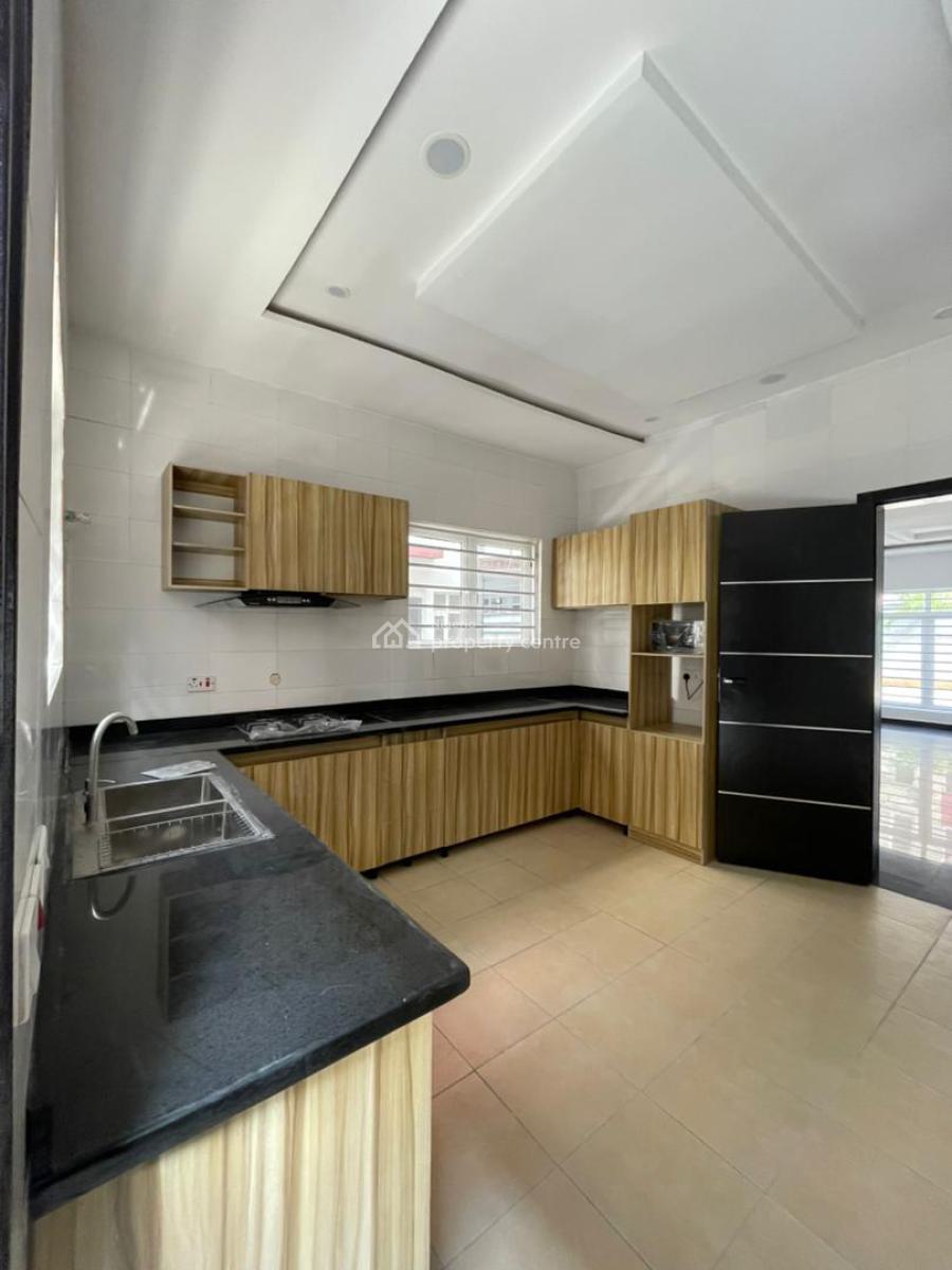 *fully Serviced 4 Bedroom Semi Detached Duplex with a Ro, Osapa, Lekki, Lagos, Semi-detached Duplex for Rent