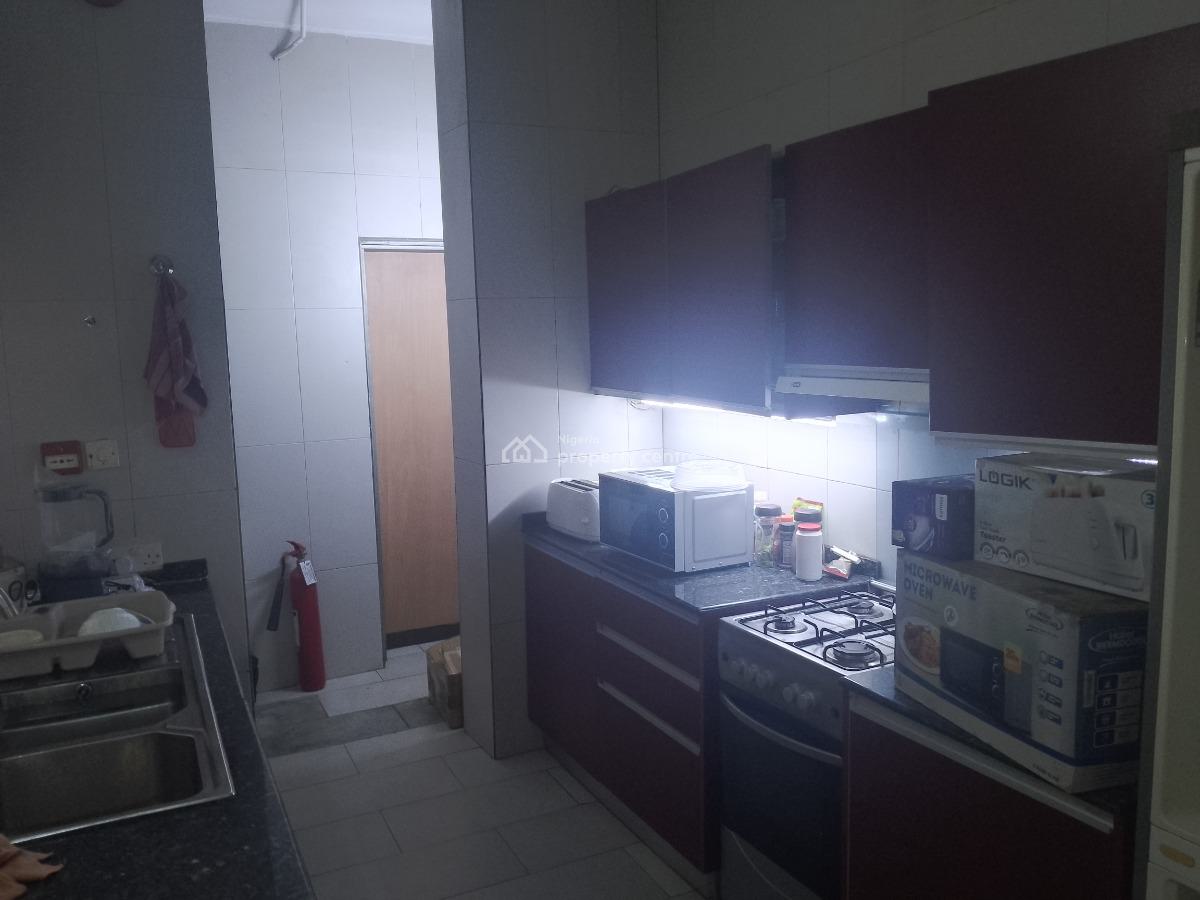 Tastfully Finished 3bedroom Apartment with Bq, Gra Ikeja Lagos, Ikeja, Lagos, Flat / Apartment for Rent