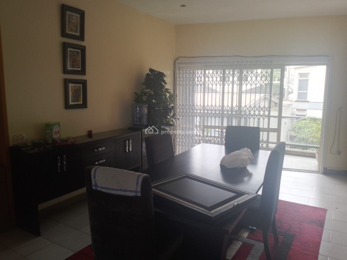 Tastfully Finished 3bedroom Apartment with Bq, Gra Ikeja Lagos, Ikeja, Lagos, Flat / Apartment for Rent