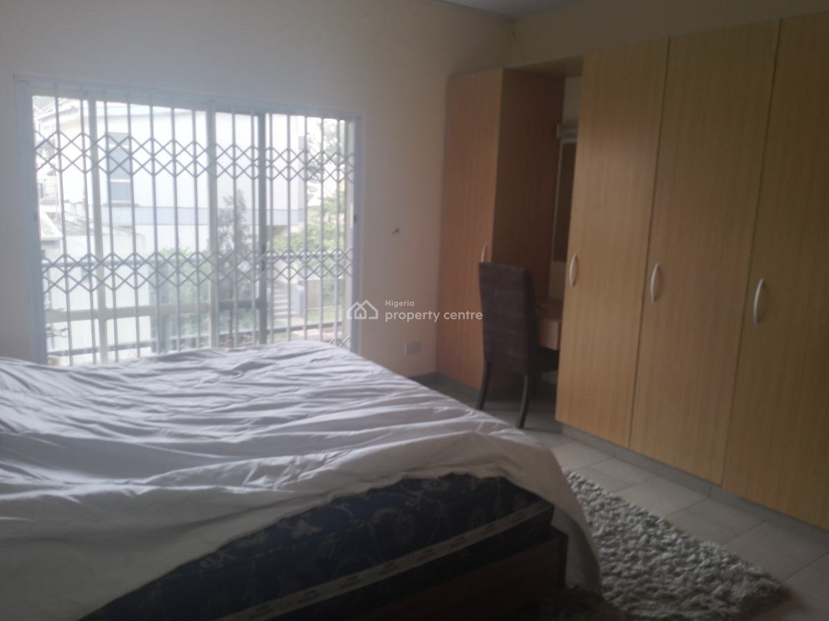 Tastfully Finished 3bedroom Apartment with Bq, Gra Ikeja Lagos, Ikeja, Lagos, Flat / Apartment for Rent