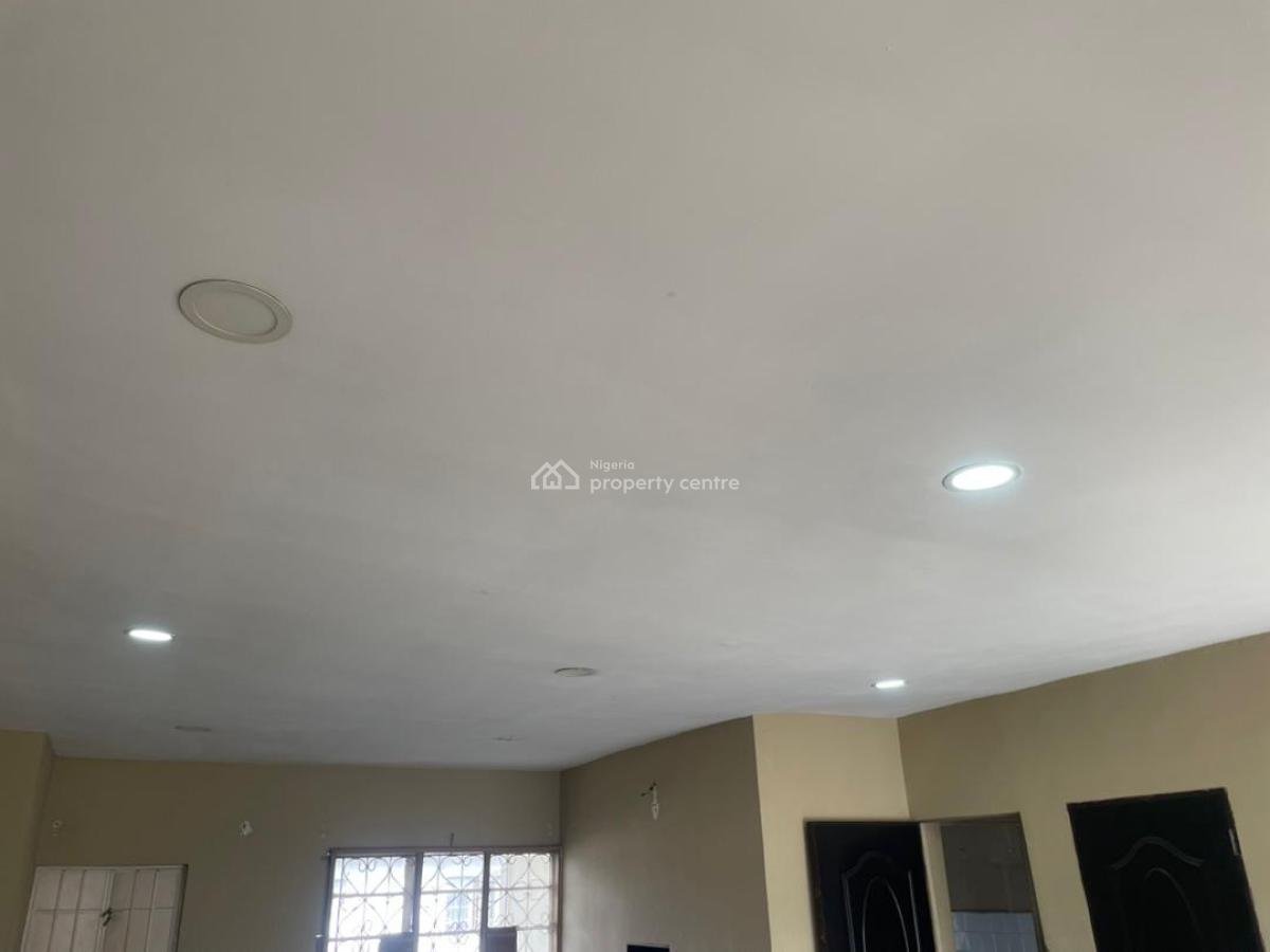 Spacious 2 Bedroom Apartment, Gbagada Phase 1, Gbagada, Lagos, Flat / Apartment for Rent