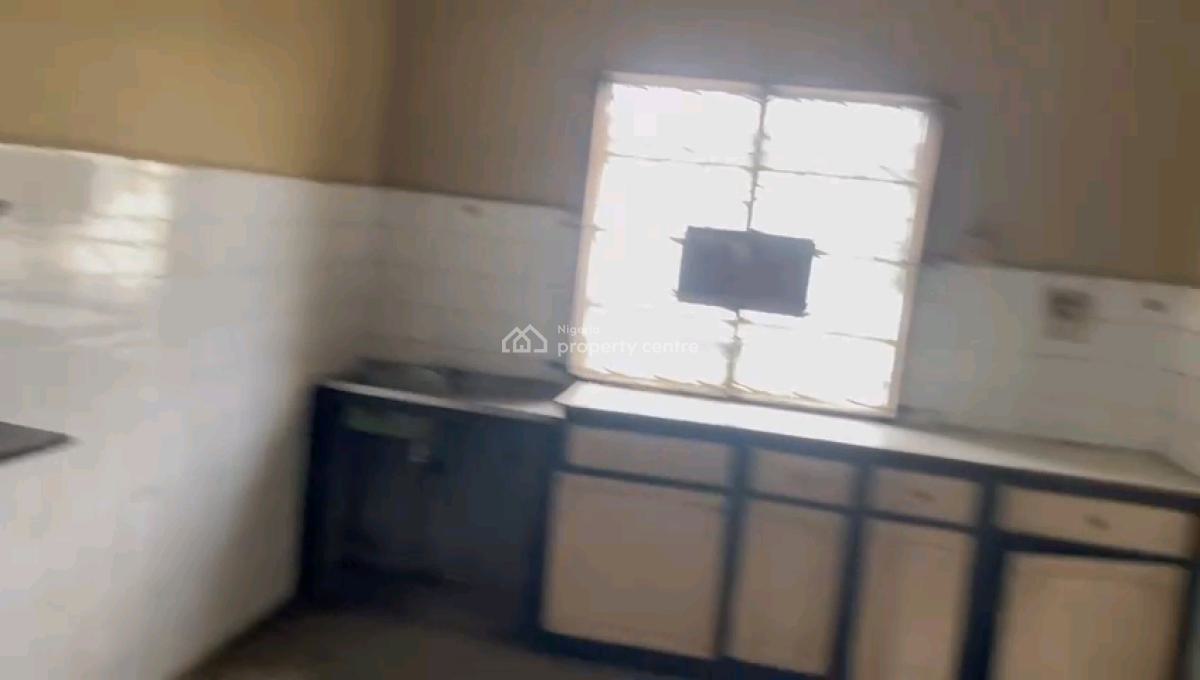 Standard and Spacious 2 Bedroom Flat, Gbagada Phase 1, Gbagada, Lagos, Flat / Apartment for Rent