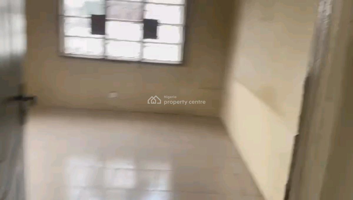 Standard and Spacious 2 Bedroom Flat, Gbagada Phase 1, Gbagada, Lagos, Flat / Apartment for Rent