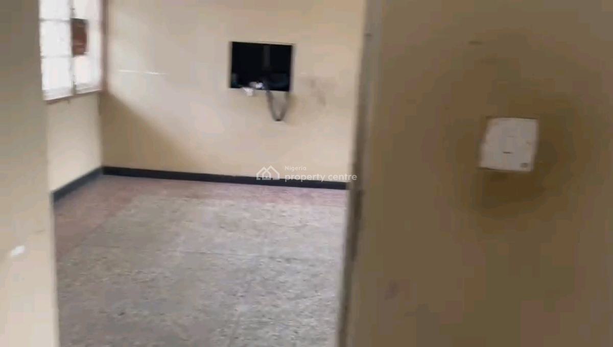 Standard and Spacious 2 Bedroom Flat, Gbagada Phase 1, Gbagada, Lagos, Flat / Apartment for Rent