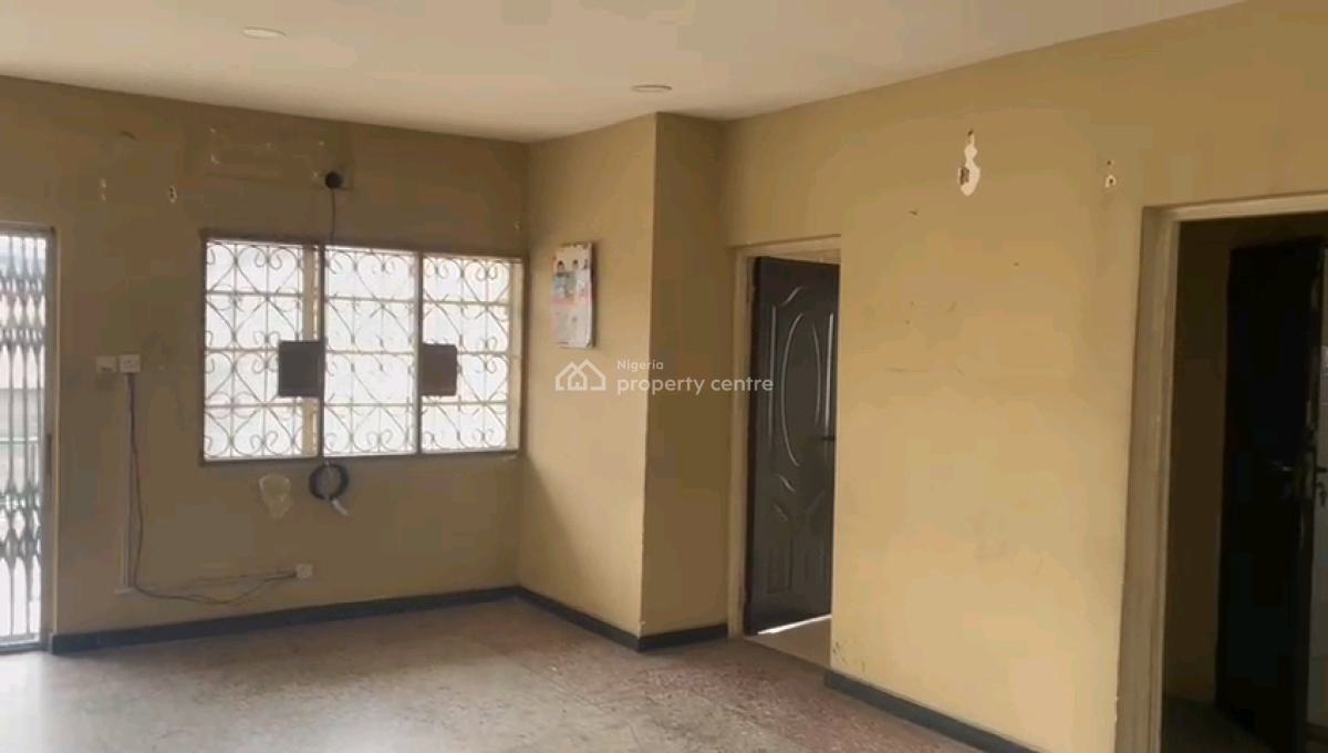 Standard and Spacious 2 Bedroom Flat, Gbagada Phase 1, Gbagada, Lagos, Flat / Apartment for Rent