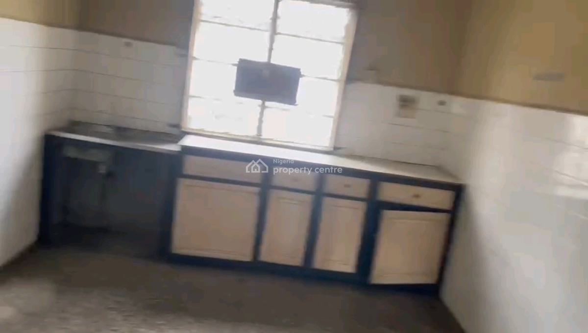 Standard and Spacious 2 Bedroom Flat, Gbagada Phase 1, Gbagada, Lagos, Flat / Apartment for Rent
