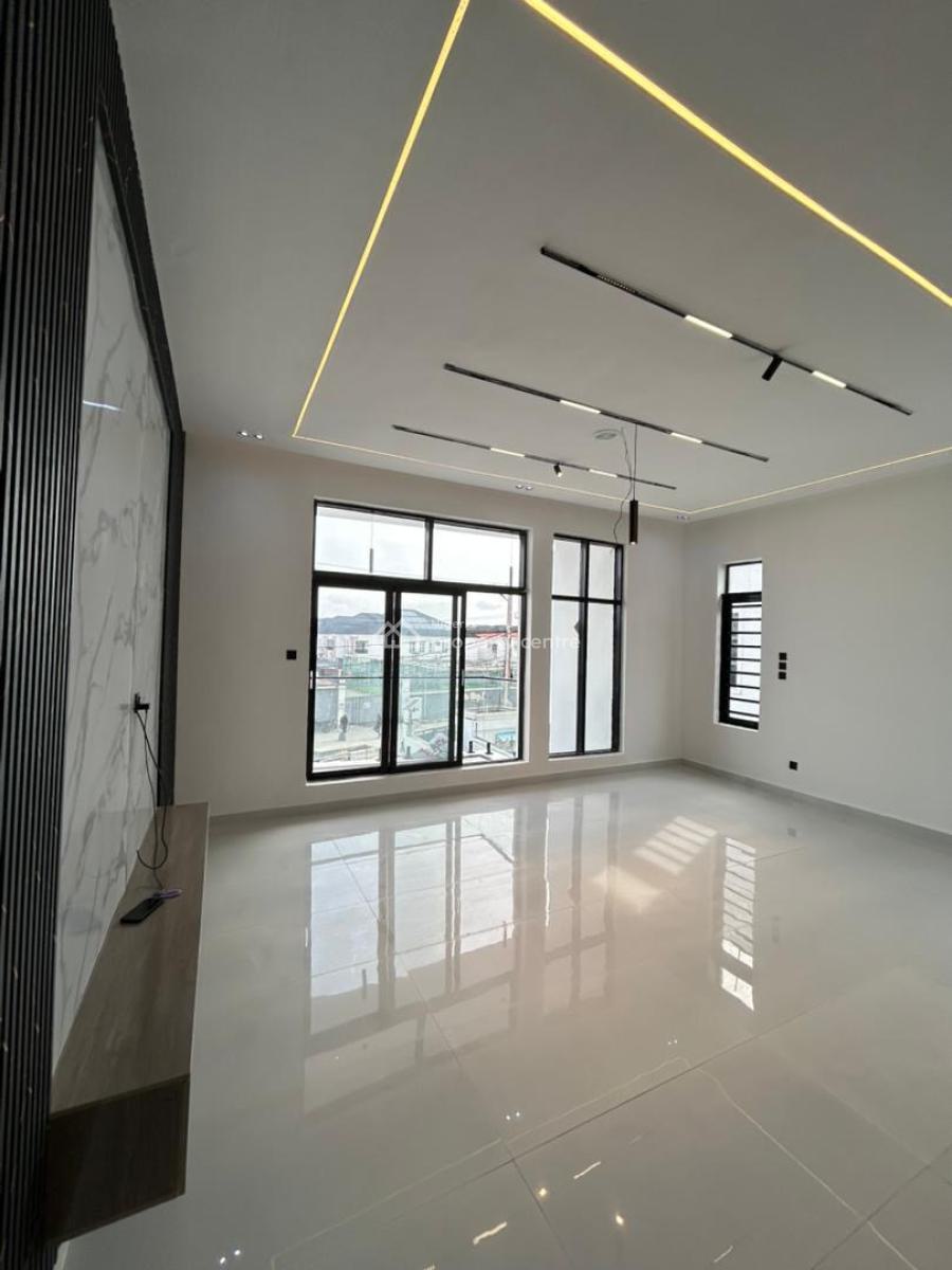 5 Bedroom Luxury Duplex, Royal Pine Estate, Orchid Road, Lekki, Lagos, Detached Duplex for Sale