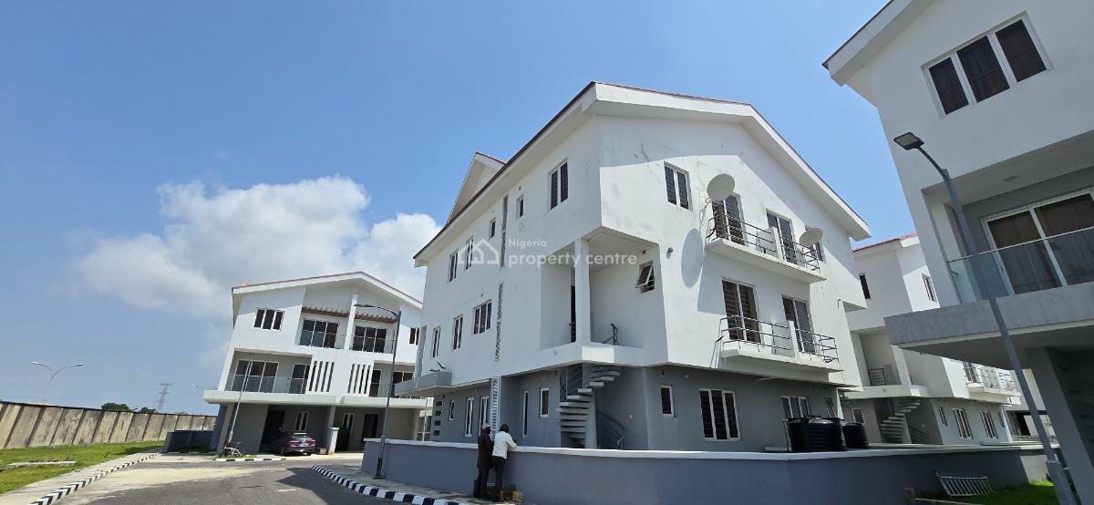 Newly Built 4 Bedroom Semi Detached House with Staff Room, Twin Lakes Estate, Lekki, Lagos, Semi-detached Duplex for Rent
