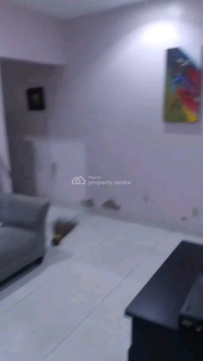 Standard and Spacious Mini Flat, Yaba, Adekunle, Yaba, Lagos, Mini Flat (room and Parlour) for Rent