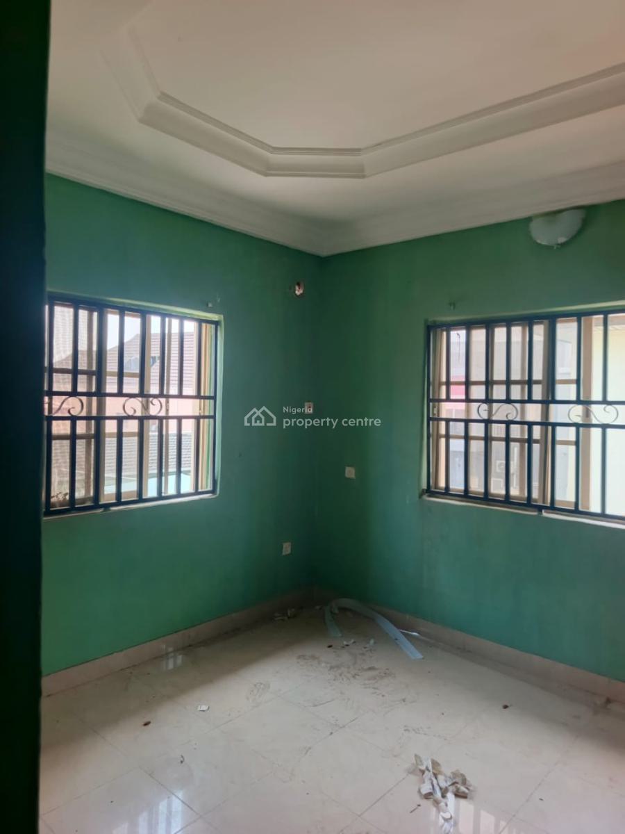 Decent 3 Bedroom Apartment, Gra Phase 1, Magodo, Lagos, Flat / Apartment for Rent