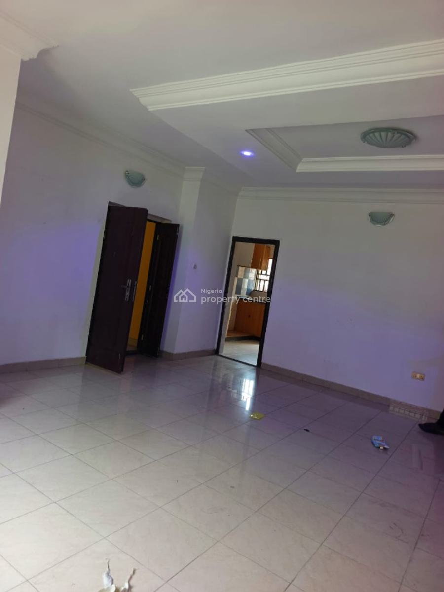 Decent 3 Bedroom Apartment, Gra Phase 1, Magodo, Lagos, Flat / Apartment for Rent