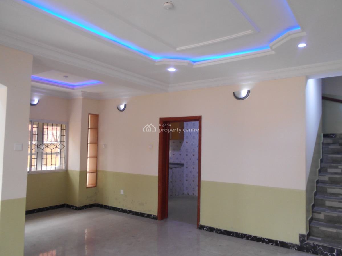 Serviced Well Maintained 3 Bedroom Terrace, Apple Estate, Festac, Amuwo Odofin, Lagos, Terraced Duplex for Rent